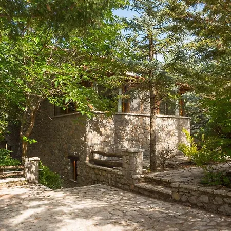 Parnassos Villa Kalívia